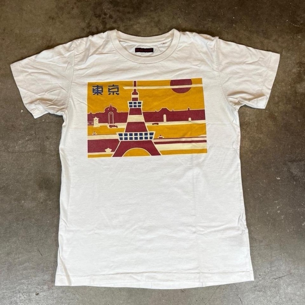 Blue Blue Japan Tokyo Tower Graphic T-Shirt White womens Size Small Medium